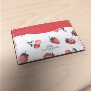Coach FRUIT PRINT CARD CASE EXCELLENT CONDITION!
